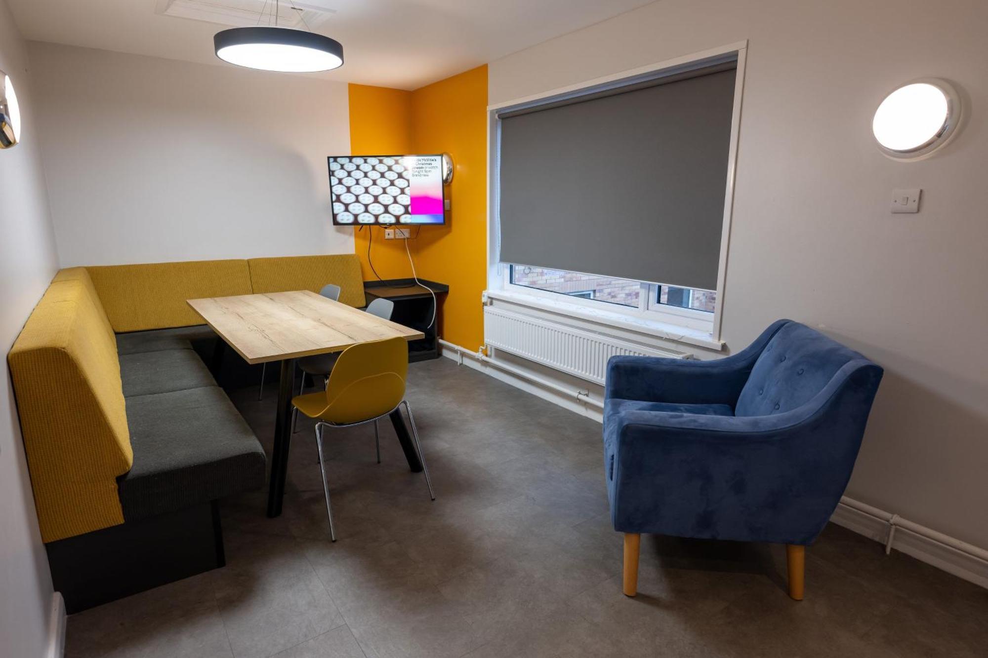Plas Gwyn Halls, Cardiff Met University Экстерьер фото